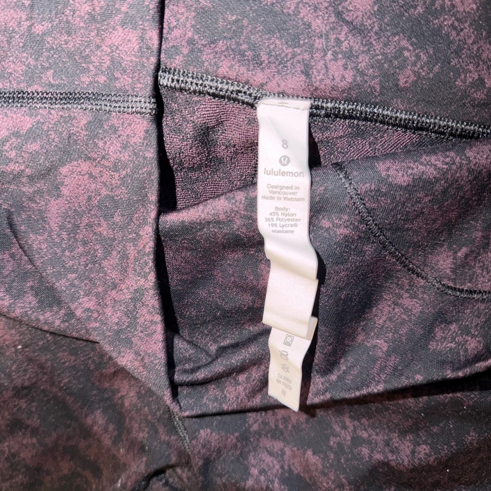 Lululemon Athletica Black and Pink Patterned Leggings - Picture 3 of 3